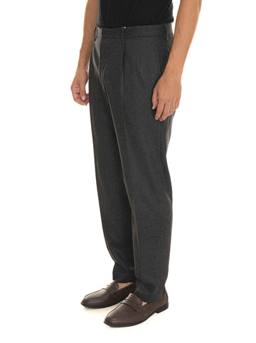 Pantalone modello chino  New chino Grigio antracite Hindustrie Uomo
